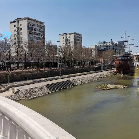 Calla 1 - Modern & Cozy Main Square In The Shopping Center - Parking Slot With Parking Security Apartamento Escópia