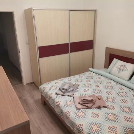 Apartment Calla: Modern In Center With Secure Parking