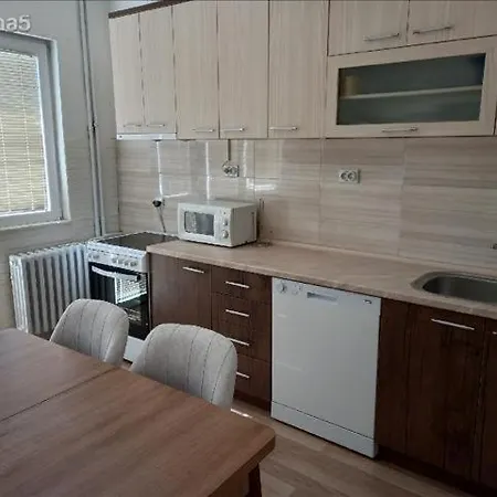 Apartamento Calla 1 - Modern & Cozy Main Square In The Shopping Center - Parking Slot With Parking Security