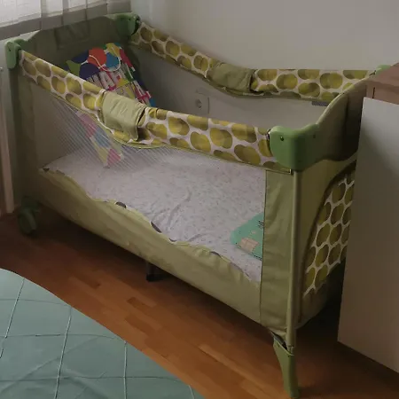 Calla: Modern In Center With Secure Parking * Skopje