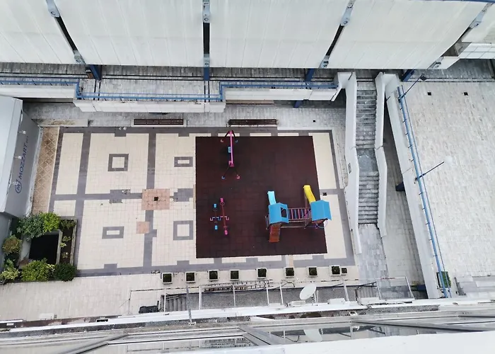 Calla 1 - Modern & Cozy Main Square In The Shopping Center - Parking Slot With Parking Security Апартаменти