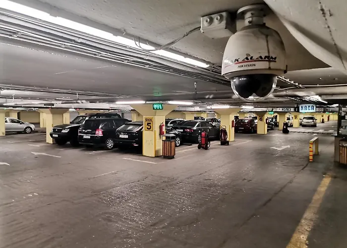 Апартаменти Calla 1 - Modern & Cozy Main Square In The Shopping Center - Parking Slot With Parking Security Скоп'є