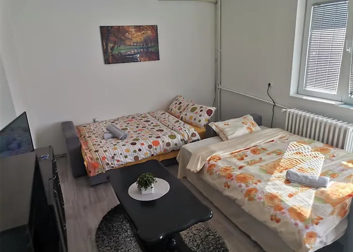 Апартаменти Calla 1 - Modern & Cozy Main Square In The Shopping Center - Parking Slot With Parking Security